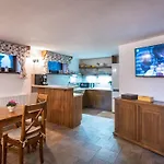 Apartmanovy Dom Maros