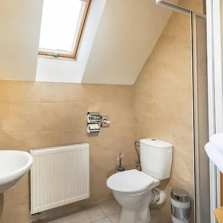 Apartmanovy Dom Maros