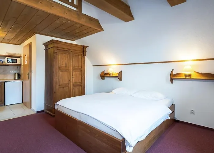 Apartmanovy Dom Maros アパート Pavčina Lehota