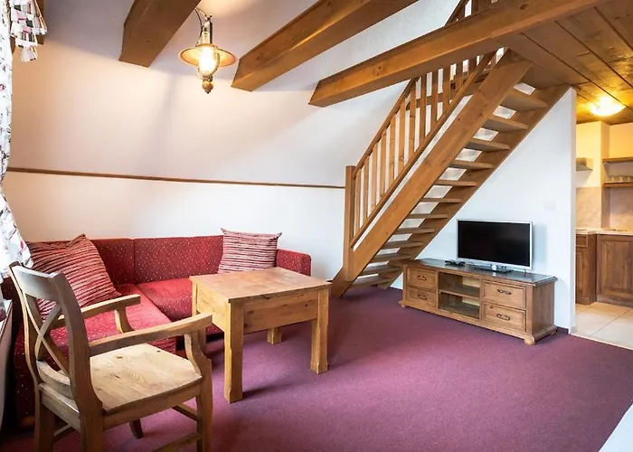 Apartmanovy Dom Maros アパート Pavčina Lehota